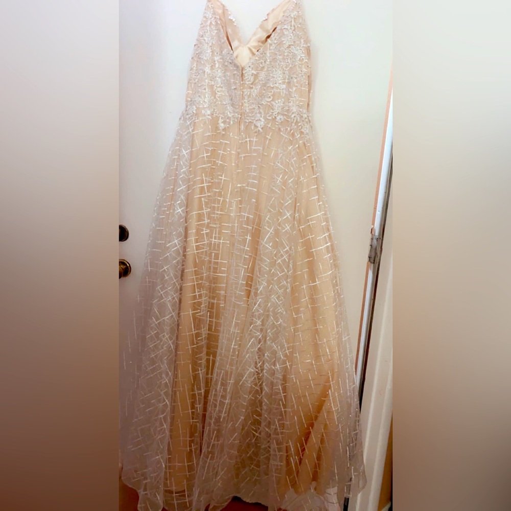 Beige party dress size xl